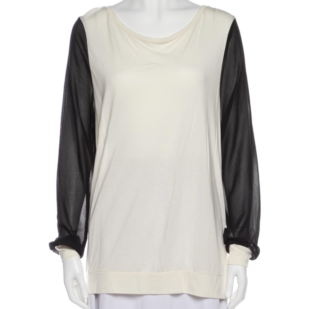 Haute Hippie
Scoop Neck Long Sleeve Blouse
Size: L
